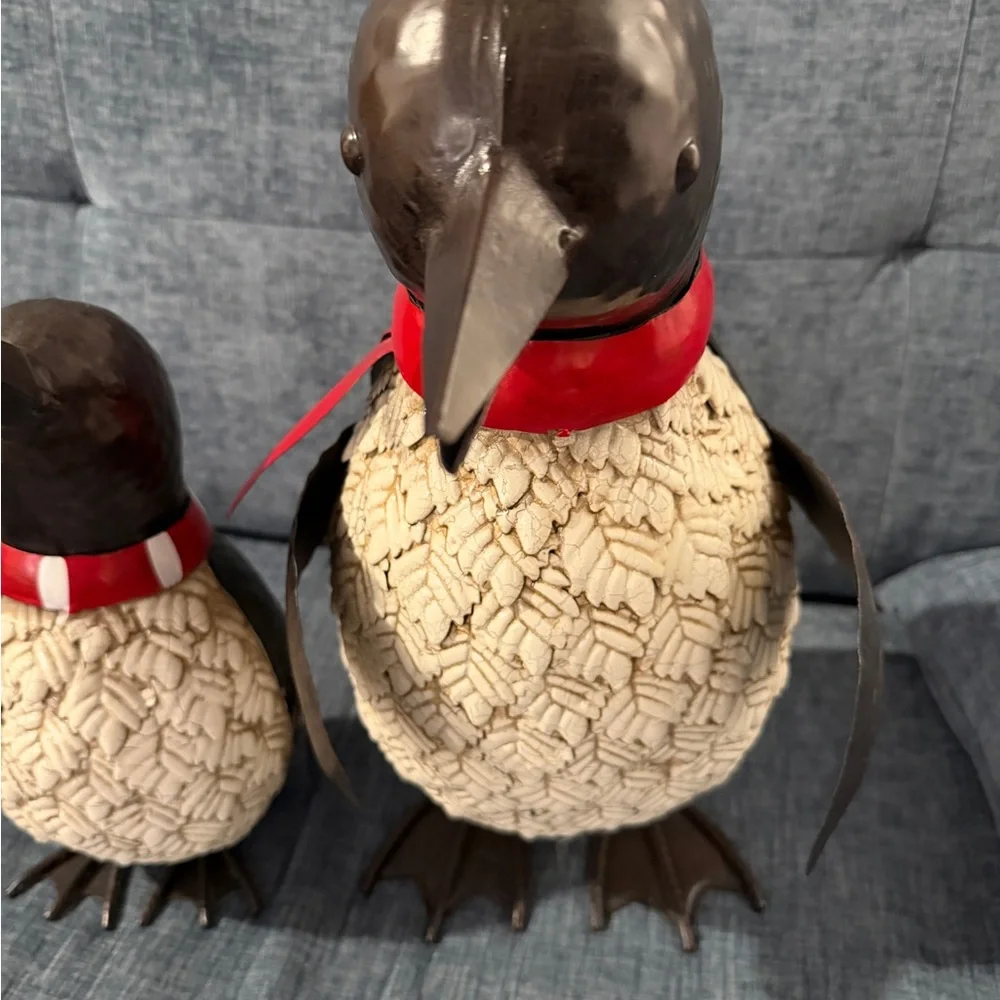 Plow and Hearth vintage penguin pair. - Picture 3 of 7